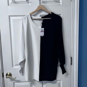 Cupio Blush Black and White Colorblock Sweater. Oversized dolman size XS NWT